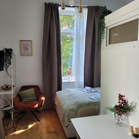 Stay Studio 1 Zentral Balkon Parkplatz Бад Пирмонт Екстериор снимка