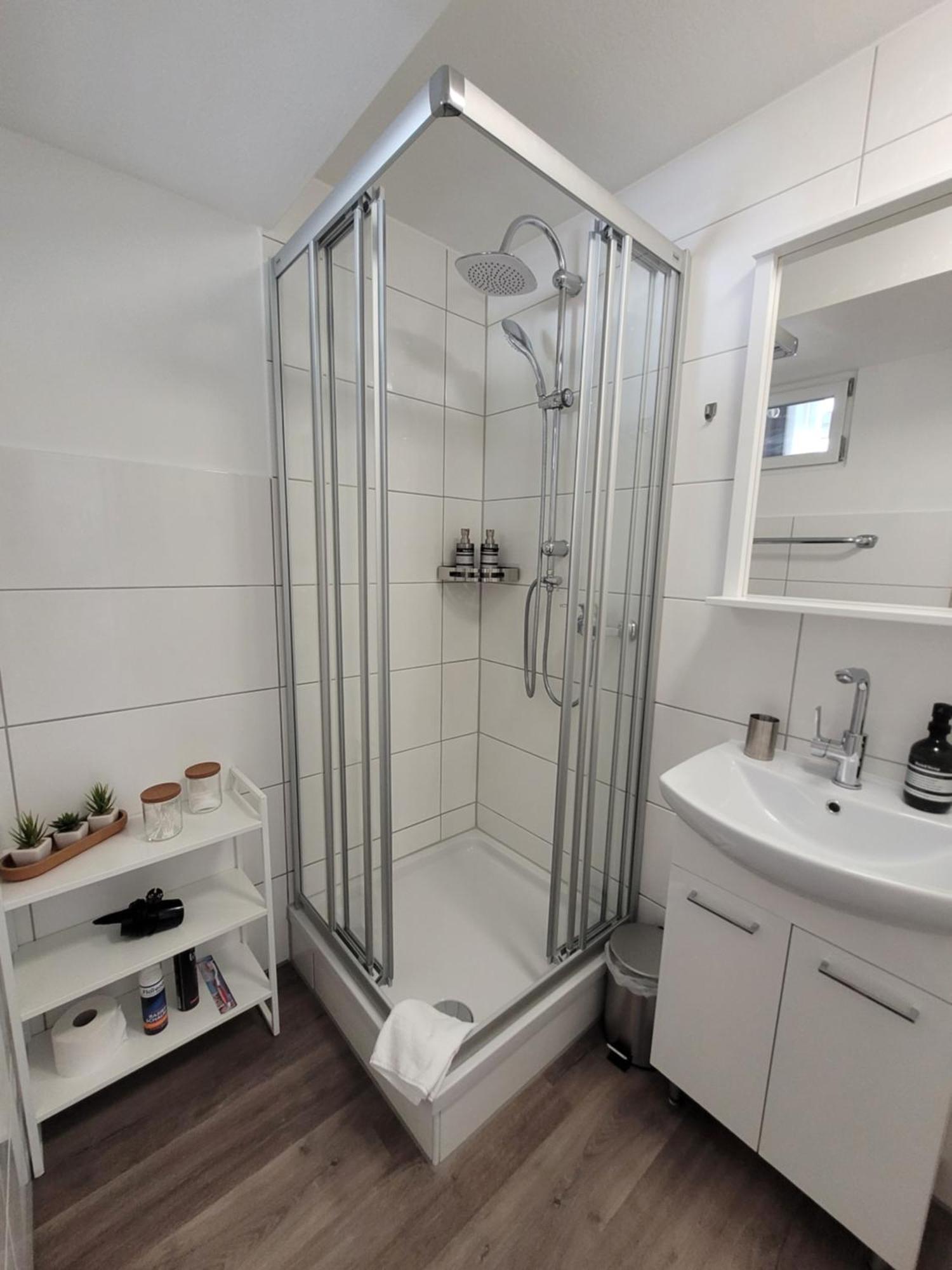 Stay Studio 1 Zentral Balkon Parkplatz Бад Пирмонт Екстериор снимка